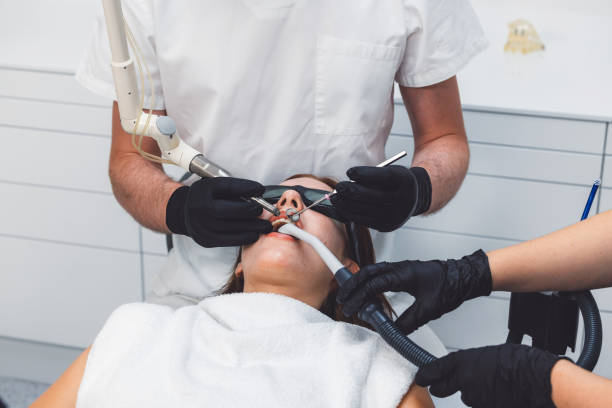 Best Weekend Emergency Dental Services in Perry, IA